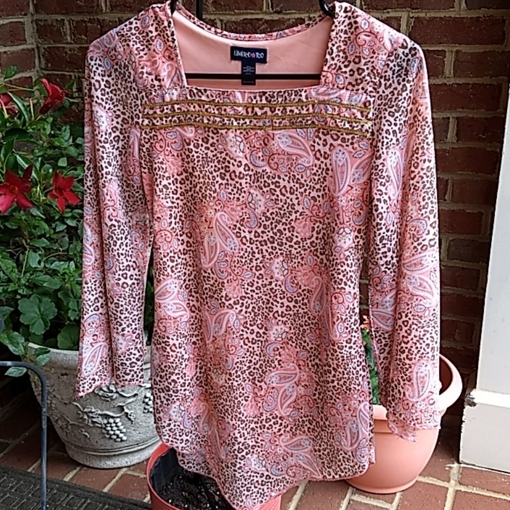 Delicate blouse